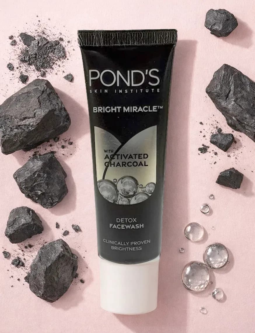 Activated Charcoal Detox Face Wash | Size: 100 g By Ponds